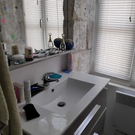 T3 With Wifi Near The Harbor - 2 Stars Apartment Saint-Martin-de-Ré