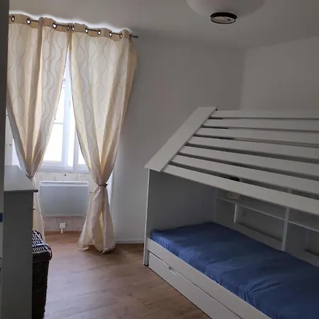 T3 With Wifi Near The Harbor - 2 Stars *
